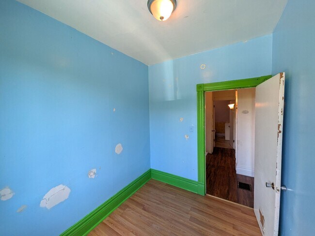 Building Photo - 3620 Grenada St