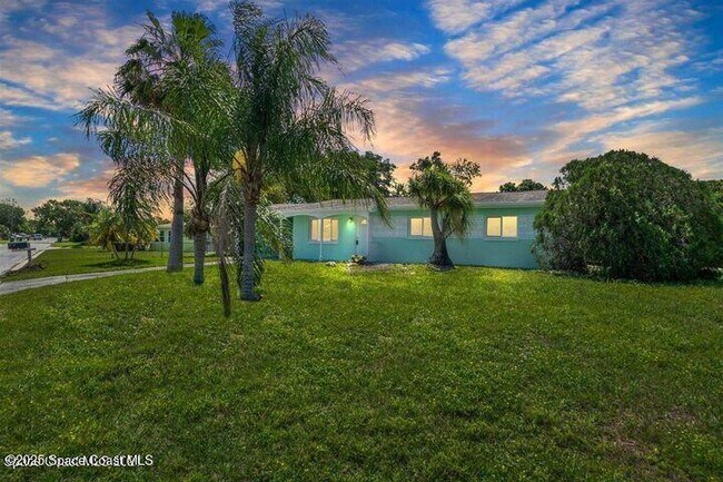Primary Photo - 2331 Warwick Rd