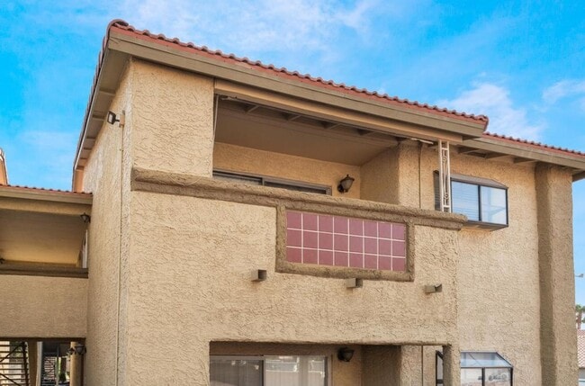 Building Photo - This beautifully renovated 2-bedroom, 2-bath condo is ready for immediate move-in!