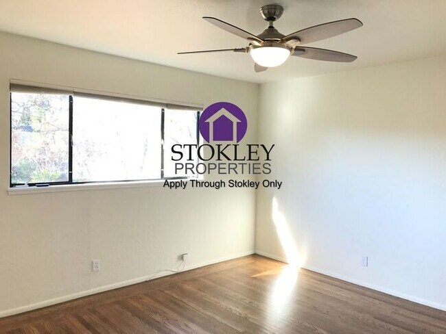 Building Photo - Stokley Properties Presents - 118 Hall Ln ...