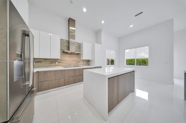 Building Photo - 10203 SW 136th St
