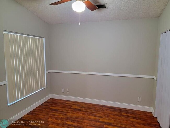 Building Photo - 10445 NW 8th Ct