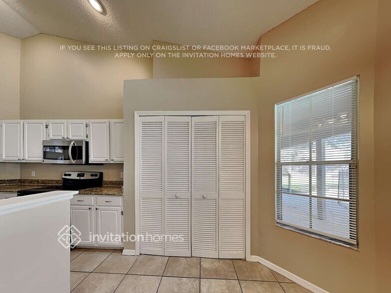 Building Photo - 2605 Tilton Ct