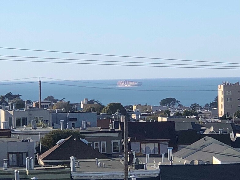 views - 1120 Judah St