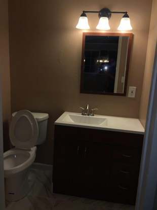 Building Photo - 1053 Blazingwood Dr