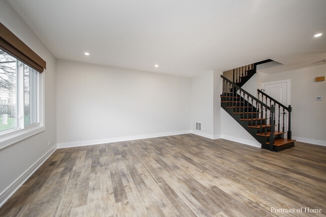 Building Photo - 1623 Southampton Ct