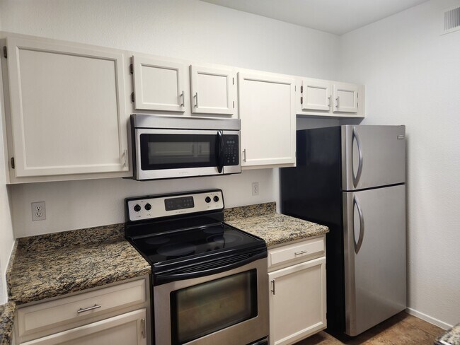 Building Photo - 7009 E Acoma Dr