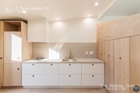 Building Photo - 4115 Shelburn Ct