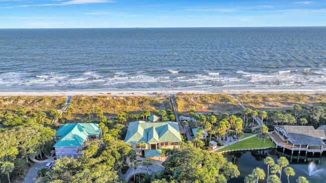 Building Photo - "Coastal Comfort Awaits: Spacious 2-Bed, 2-Bath Furnished Condo in Shipyard on Hilton Head Island!"