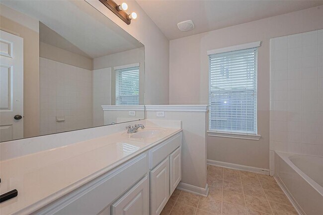 Building Photo - 25215 Sundown Canyon Ln