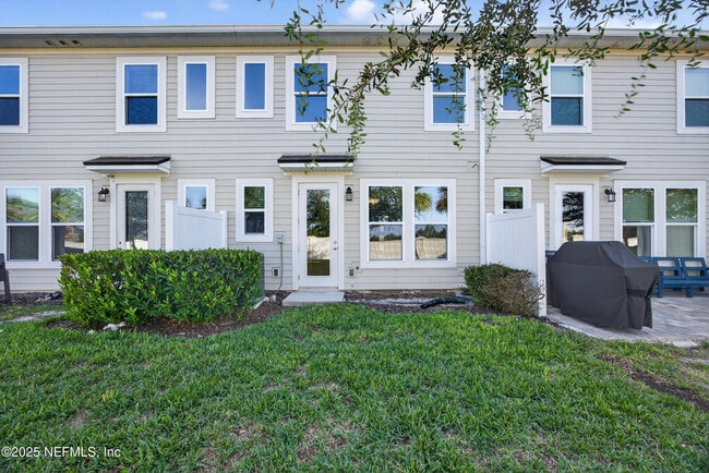 Building Photo - 11233 Minnetta Ct