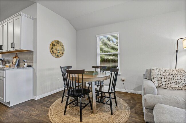 Building Photo - 20120 Andrew Johnson Dr