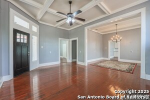 Building Photo - 2007 S Presa St