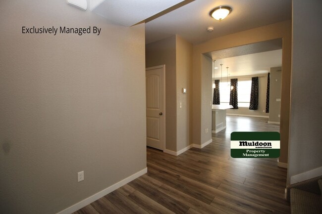 Building Photo - 2322 Pelican Bay Dr
