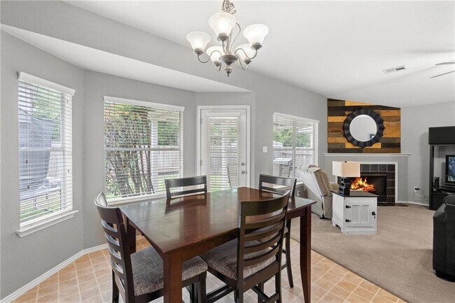 Building Photo - 601 Paso Fino Trail