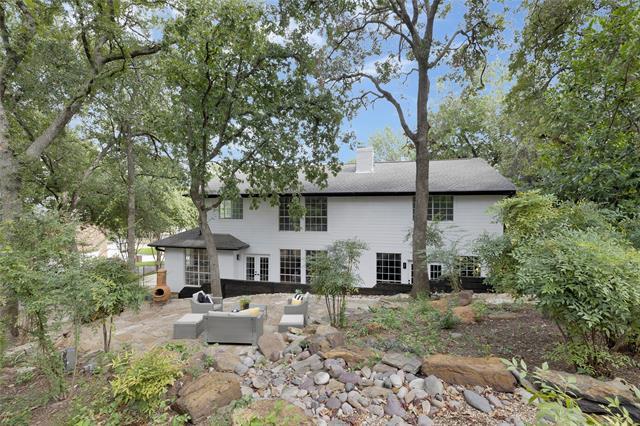 Building Photo - 2612 Pin Oak Ln