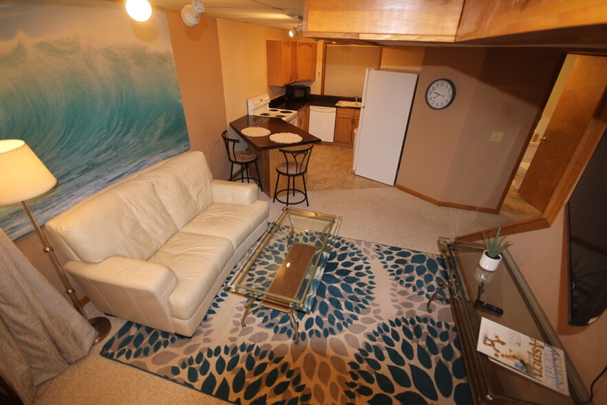 Building Photo - 289 Lionel Ln