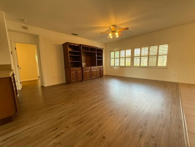 Building Photo - 9397 Boulder River Way