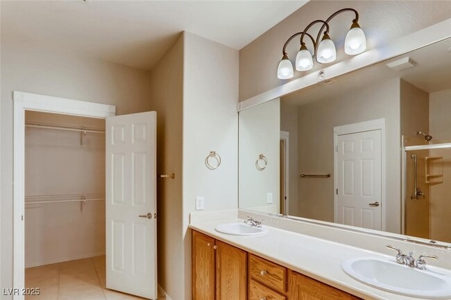 Building Photo - 2318 Sand Lily St