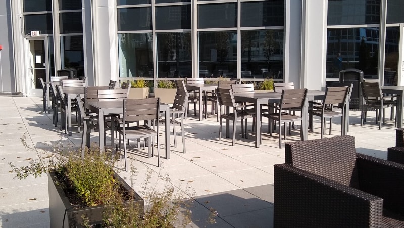 Building Photo - 512 N McClurg Ct