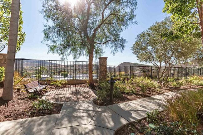 Building Photo - ***MOVE IN SPECIAL $250.00 OFF FIRST MONTH...