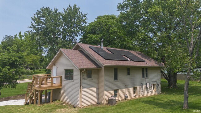 Building Photo - 1203 S Fess Ave