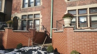 Building Photo - 110 Bidwell Pkwy