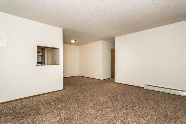 Grandview Living Room - Columbia West Apartment Community