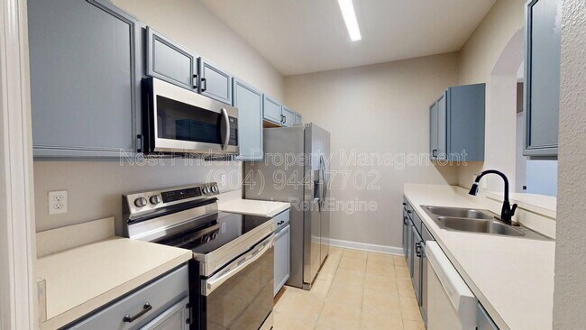 Building Photo - 7990 Baymeadows Rd E