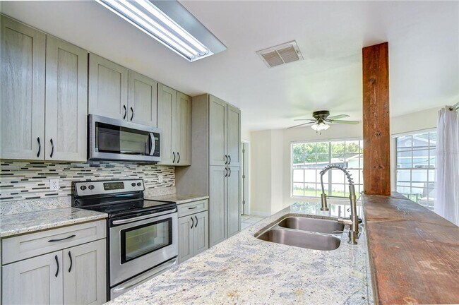 Building Photo - 1108 Dockside Dr