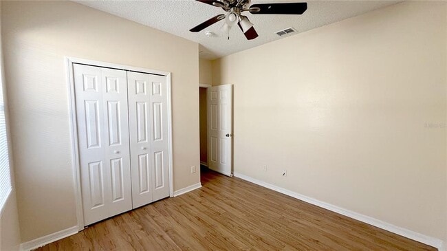 Building Photo - 534 Sunset View Dr