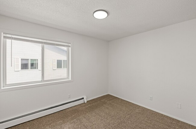 Building Photo - Ivy l | Elevated 3 Bedroom