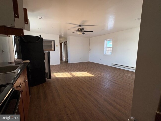 Building Photo - 2715 Hammonds Ferry Rd