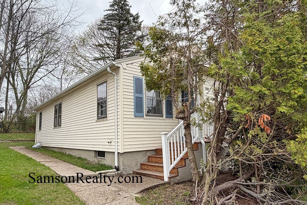 Building Photo - 1189 Smith St