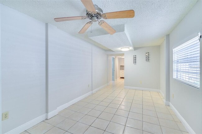 Building Photo - 3315 W Empedrado St