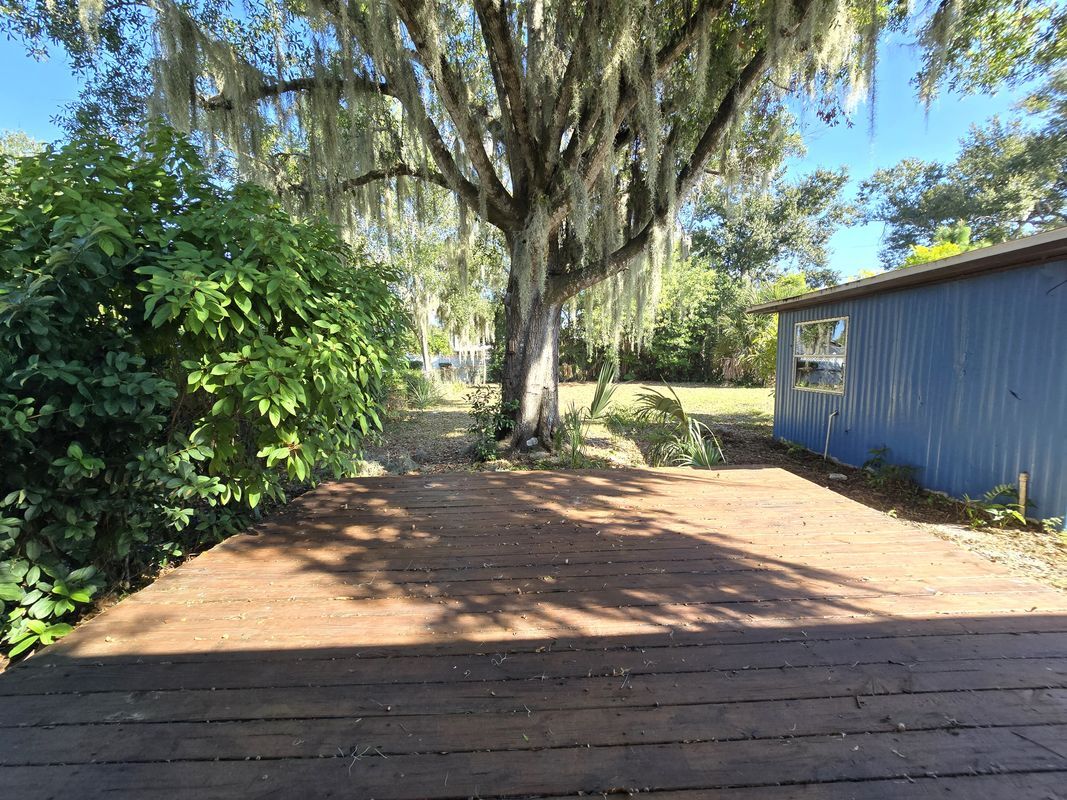 Building Photo - 309 Lakedale Dr