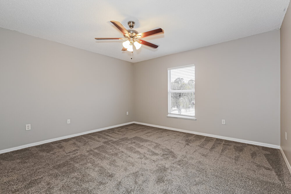 Building Photo - 30249 Birdhouse Dr