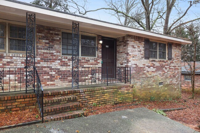 Primary Photo - 5737-5739 Alabama St SW