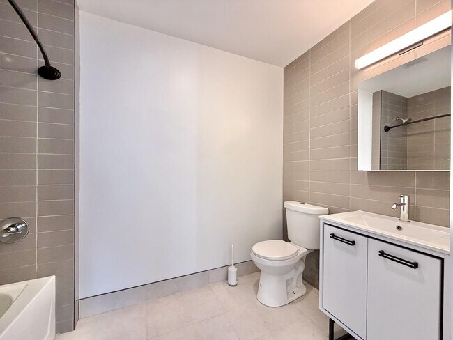 Building Photo - 327 Communipaw Ave