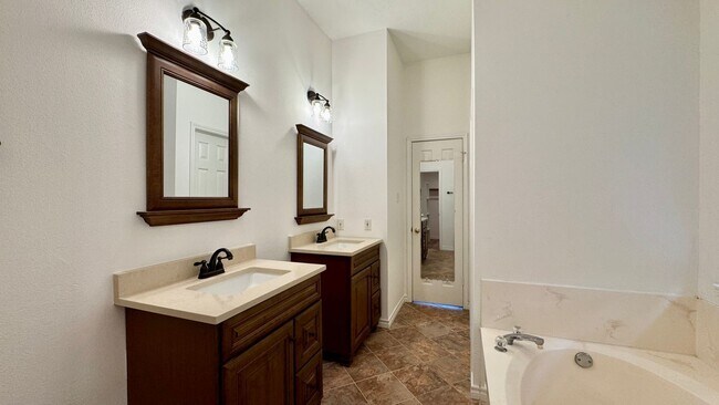 Building Photo - 15027 Winding Black Cherry Ln