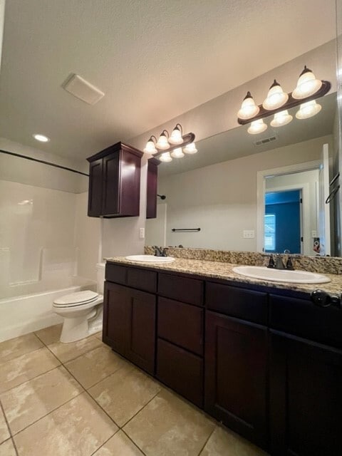 Building Photo - 1053 Tarah Knolls Cir