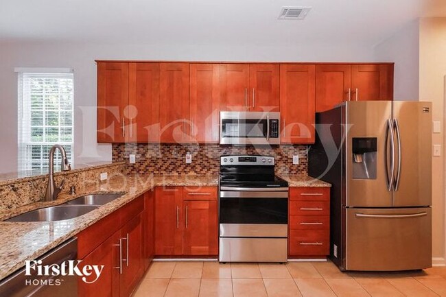 Building Photo - 1018 Salmon River Dr