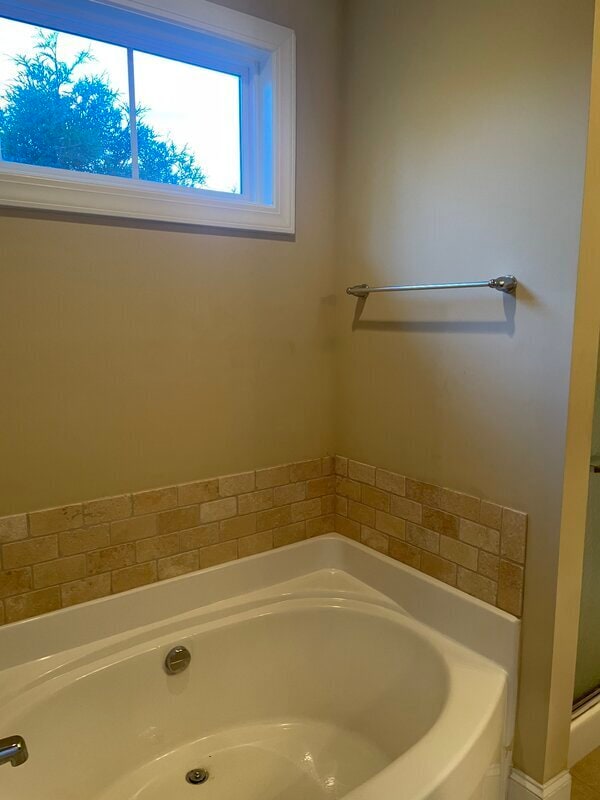 Building Photo - 426 Preakness Ln
