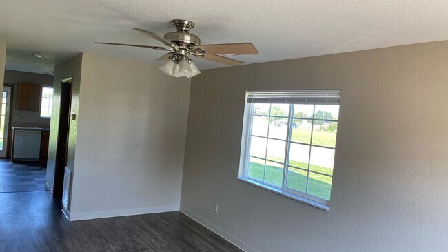 Building Photo - Summerfield Townhomes