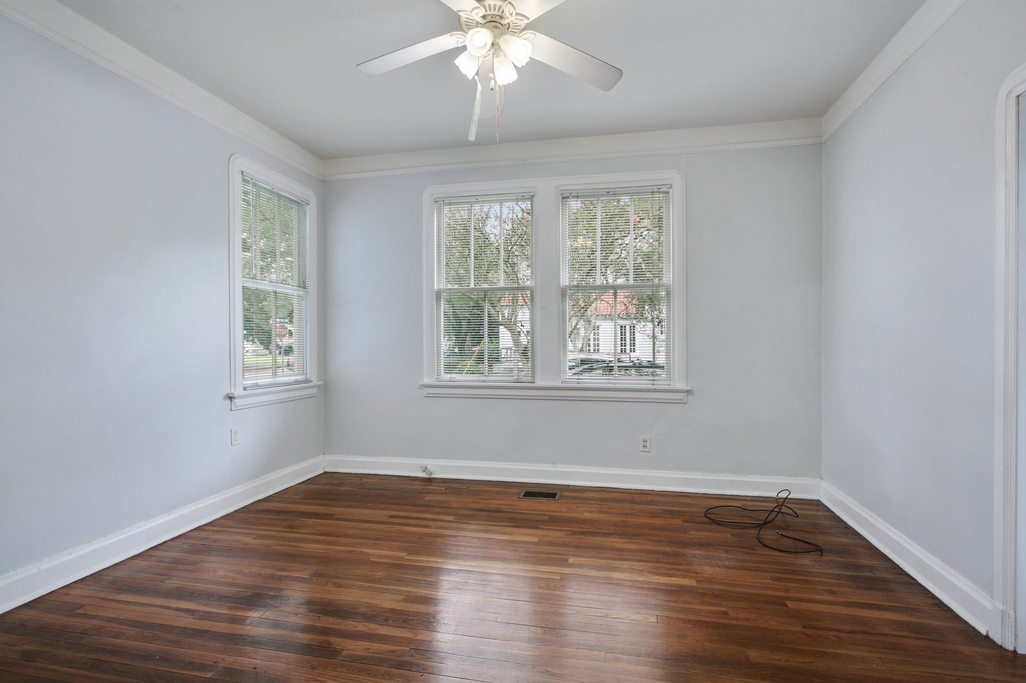 Building Photo - 2102 S Carrollton Ave