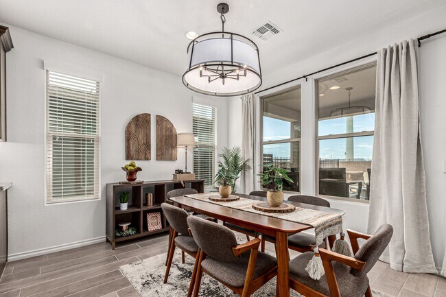 Building Photo - Luxury 2BR + Den Townhome in Amenity-Packed Community - Encanterra