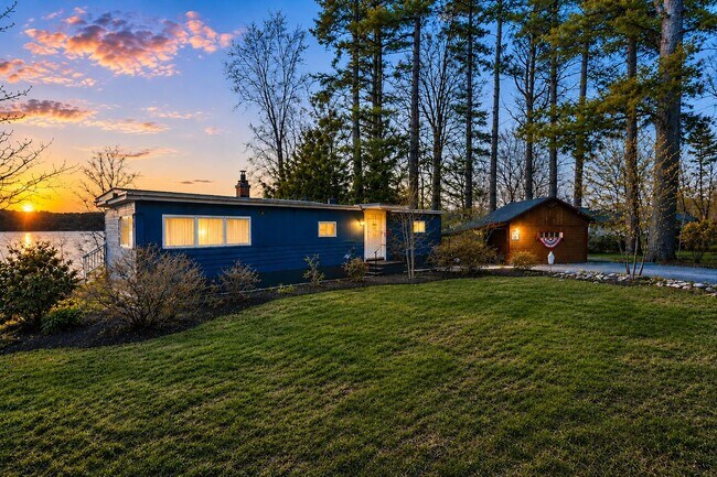 Building Photo - 81 Wilson Pond Rd