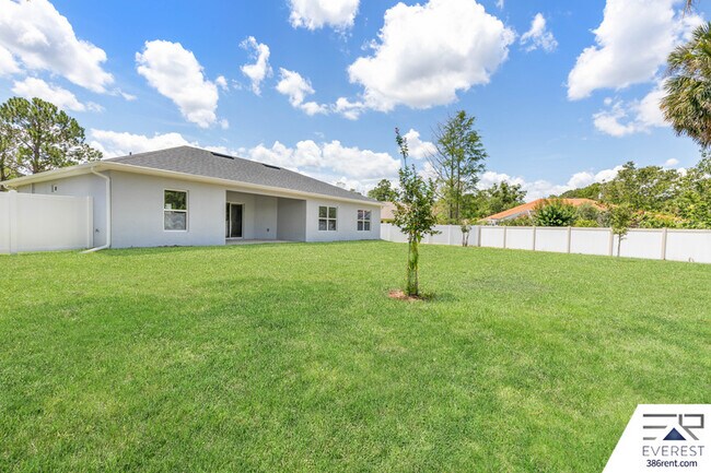 Building Photo - 3 Praver Ln