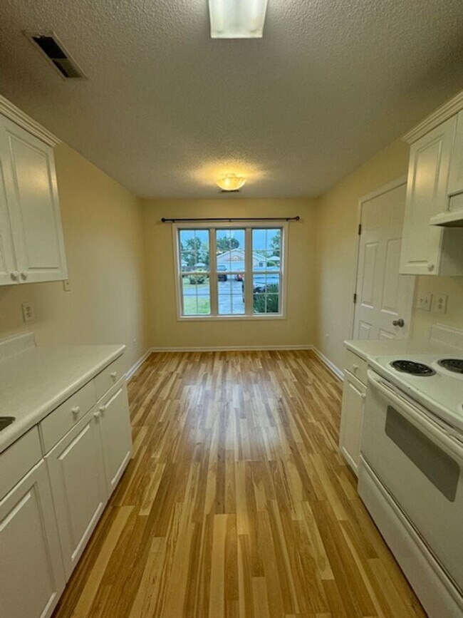 Building Photo - Jacobs Ridge