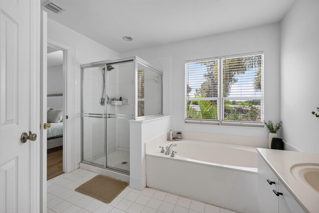 Building Photo - 9181 Villa Palma Ln